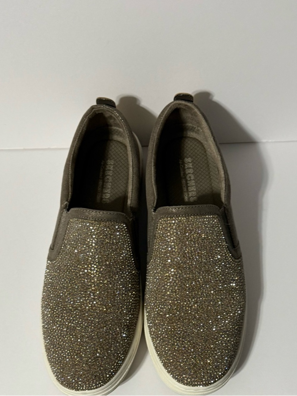 EUC Skechers Women's Slip-On Sneaker in Taupe with Metallic Gem Embellishment